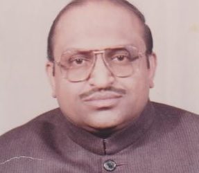 Mr. B K Nahata – Past Regional President, EIC