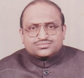 Mr. B K Nahata – Past Regional President, EIC